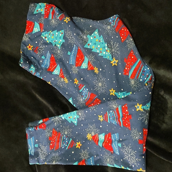 HOLIDAY TIME Christmas high rise fitted leggi… - Picture 9 of 15